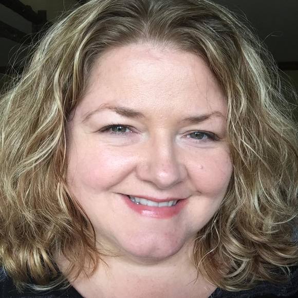 Meet your Posher, Monica - Picture 1 of 1